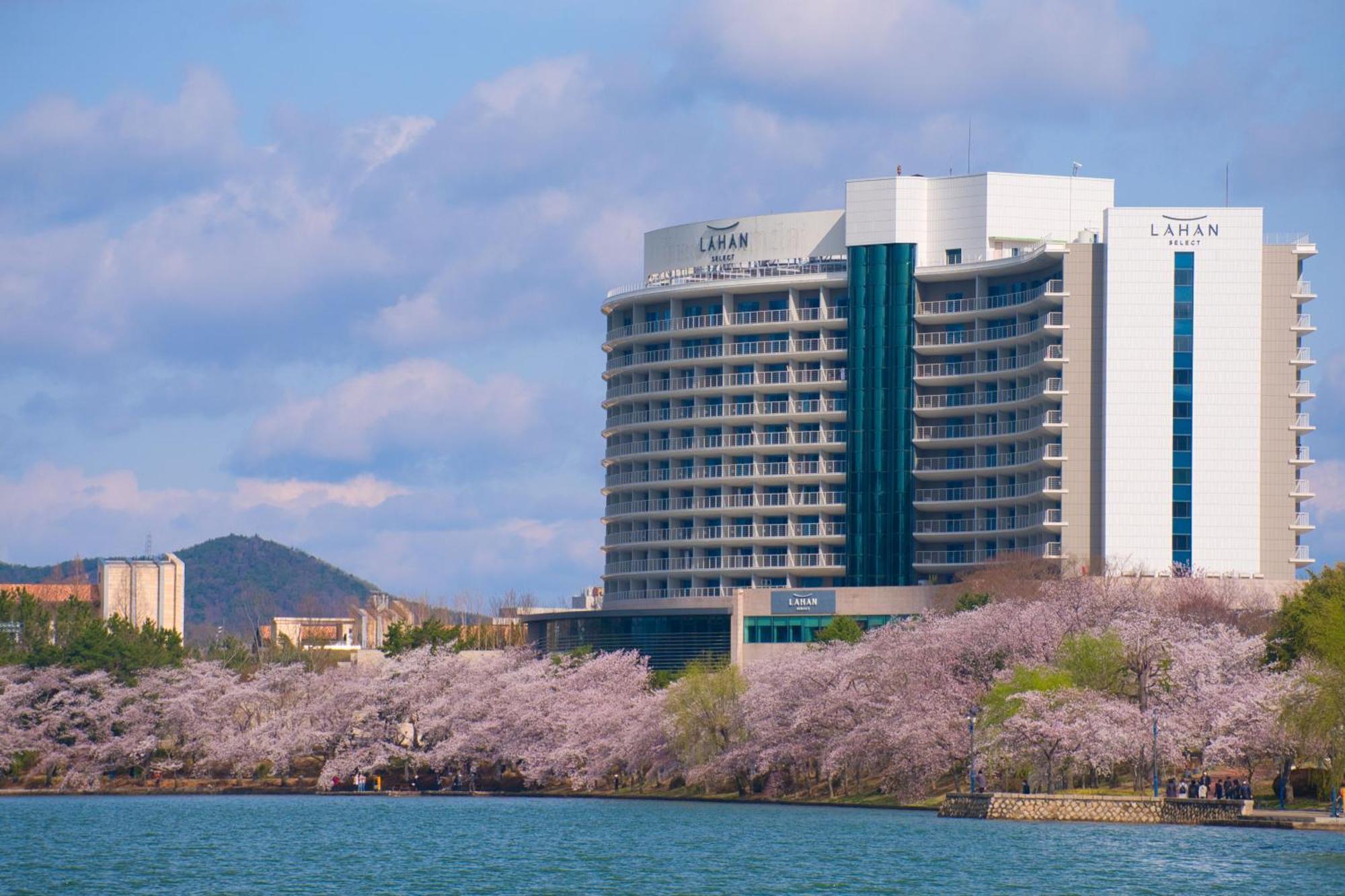 ลาฮัน ซีเล็ค คยองจู Hotel ภายนอก รูปภาพ